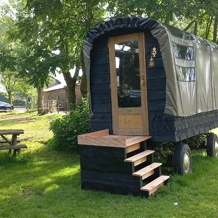 Olivian Luxury tent *
