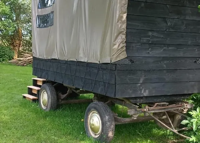 Olivian ラグジュアリーテント Schoonrewoerd